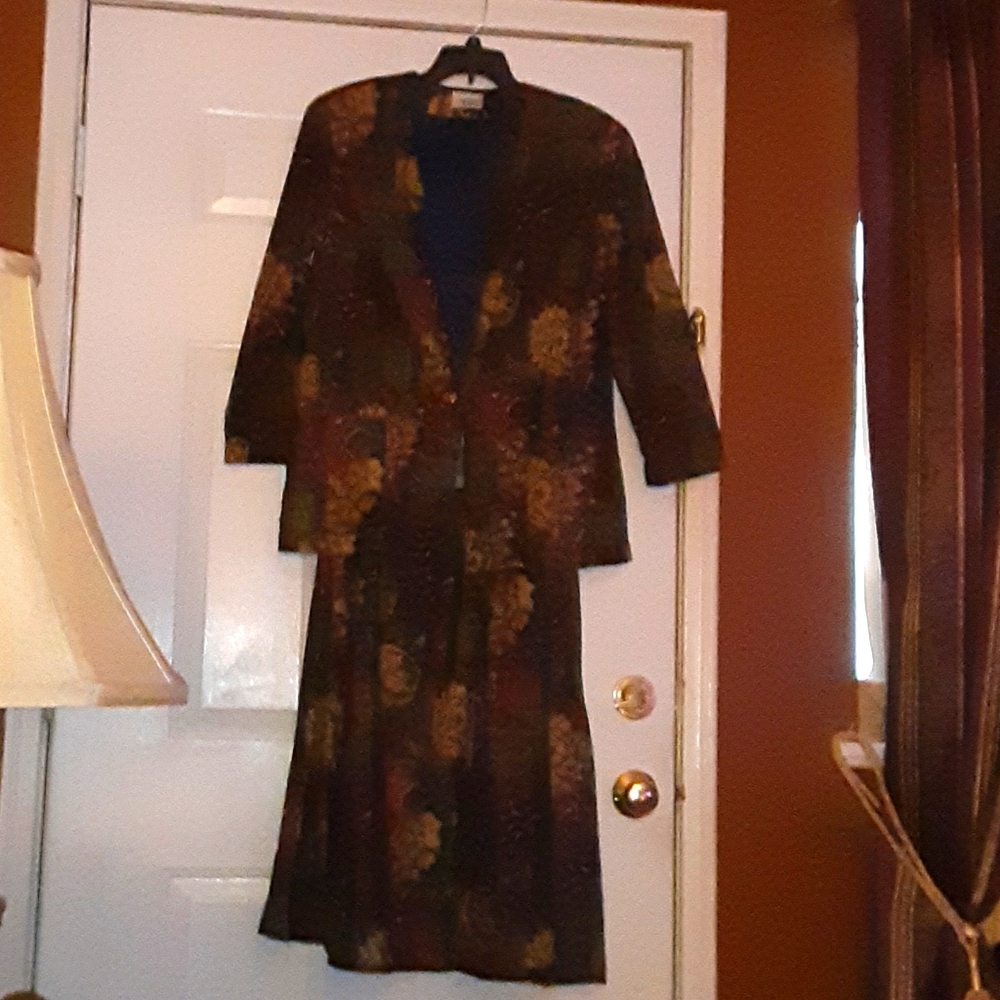 Two Piece Skirt Set
